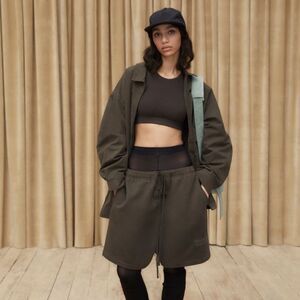 Fear of God Essentials Plum Drawstring Sweat Shorts Size L New with tags $100